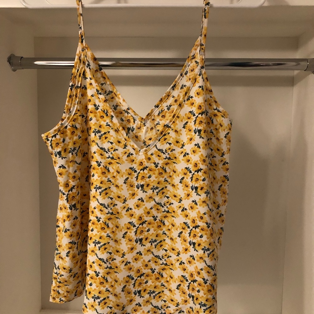 SHEIN yellow floral tank - Picture 7 of 13